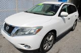Used 2014 Nissan Pathfinder Platinum image 2