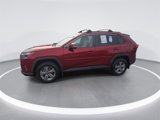 Used 2022 Toyota RAV4 XLE w/ Convenience Package image 4