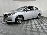 Used 2023 Nissan Versa SV image 5
