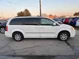 Used 2010 Chrysler Town & Country Touring image 6