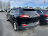 Used 2017 Jeep Cherokee Latitude w/ Cold Weather Group image 4