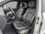 Certified 2021 Porsche Macan S image 5