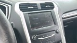Used 2015 Ford Fusion SE image 2