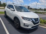 Used 2018 Nissan Rogue SL w/ Premium Package image 3