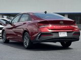 Used 2024 Hyundai Elantra SEL image 5
