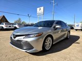 Used 2018 Toyota Camry XLE image 3