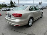 Used 2015 Volkswagen Jetta TDI SE image 5