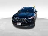 Used 2017 Jeep Cherokee Latitude w/ Cold Weather Group image 2