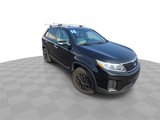 Used 2015 Kia Sorento LX image 2