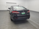 Used 2019 Ford Fusion SE image 6