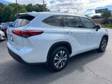 Used 2023 Toyota Highlander XLE image 5