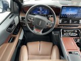Used 2024 Lincoln Navigator Reserve image 5