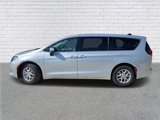 Used 2023 Chrysler Voyager LX image 2
