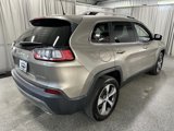 Used 2019 Jeep Cherokee Limited image 4