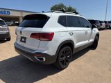 Used 2022 Volkswagen Taos SE image 4