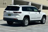 New 2025 Jeep Grand Cherokee L Laredo image 4