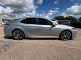 Used 2020 Toyota Camry SE image 4
