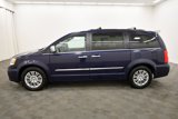Used 2015 Chrysler Town & Country Touring-L w/ Driver Convenience Group image 4