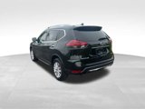 Used 2020 Nissan Rogue SV image 3