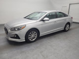 Used 2018 Hyundai Sonata SE image 2