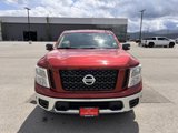 Used 2019 Nissan Titan SV w/ SV Convenience Package image 2