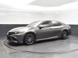 Used 2021 Toyota Camry SE image 3