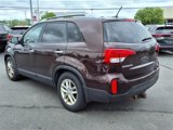 Used 2015 Kia Sorento LX image 5
