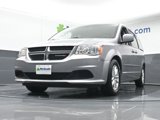 Used 2016 Dodge Grand Caravan SXT w/ UConnect Hands-Free Group image 5