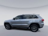 Used 2018 Jeep Grand Cherokee Limited image 2