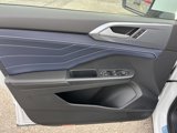 New 2025 Volkswagen Taos SEL image 5