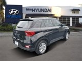 Certified 2022 Hyundai Venue SE w/ Cargo Package image 6