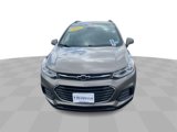 Used 2022 Chevrolet Trax LT w/ Sport Edition image 3