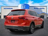 Used 2019 Volkswagen Tiguan SEL image 2