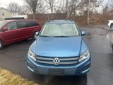 Used 2017 Volkswagen Tiguan S image 3
