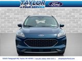 Used 2020 Ford Escape SE image 2