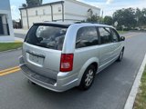 Used 2010 Chrysler Town & Country Touring w/ Trailer Tow Group image 5
