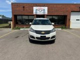 Used 2015 Chevrolet Traverse LT image 2