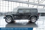 Used 2017 Jeep Wrangler Unlimited Sahara image 2