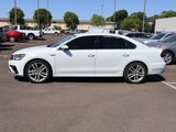 Used 2018 Volkswagen Passat 2.0T R-Line image 3