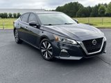 Used 2021 Nissan Altima 2.5 SV image 2