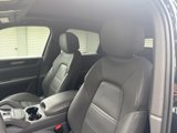 Used 2021 Porsche Cayenne image 5