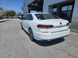 Used 2022 Volkswagen Passat 2.0T SE image 3