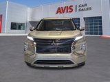 Used 2023 Mitsubishi Outlander SE image 2