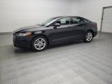 Used 2018 Ford Fusion SE w/ Fusion SE Technology Package image 2