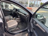 Used 2022 Ford Escape SE w/ SE Sport Appearance Package image 5