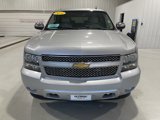 Used 2014 Chevrolet Suburban LTZ image 3