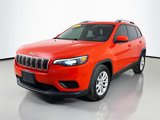 Used 2021 Jeep Cherokee Latitude w/ Mopar Interior Package image 3