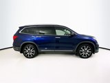 Certified 2019 Honda Pilot Touring image 4
