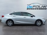 Used 2018 Chevrolet Cruze LS image 2