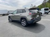 Used 2019 Jeep Cherokee Limited image 6